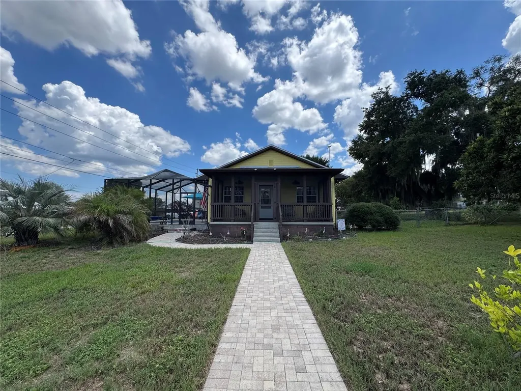 398 Virginia Street Frostproof FL 33843