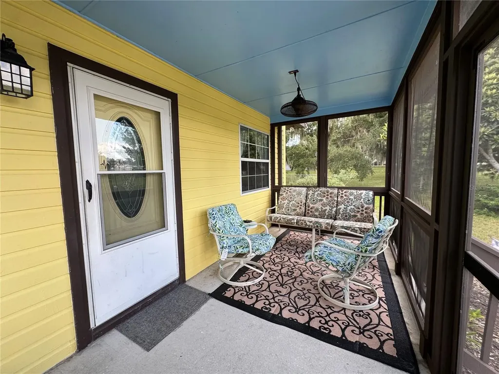 398 Virginia Street Frostproof FL 33843