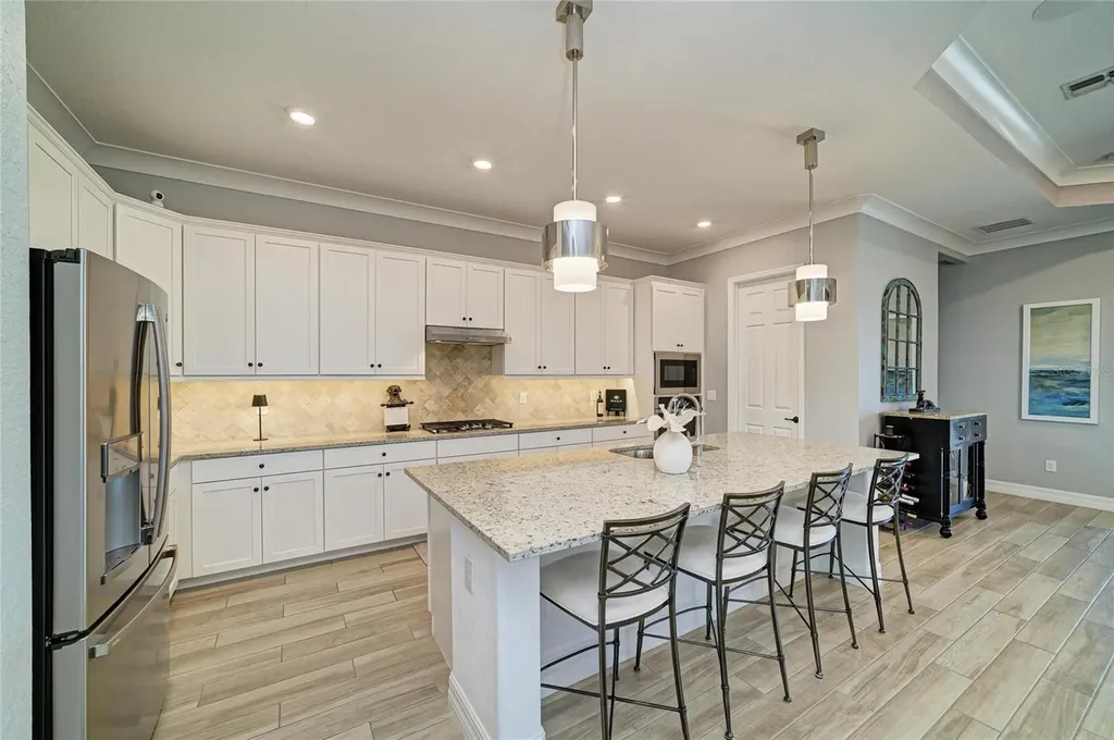 5731 Cheech Glen Bradenton FL 34211