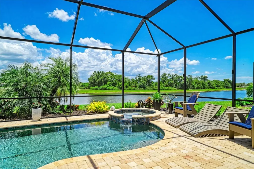5731 Cheech Glen Bradenton FL 34211
