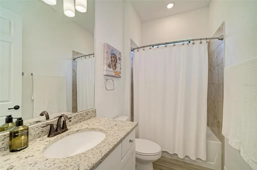 5731 Cheech Glen Bradenton FL 34211