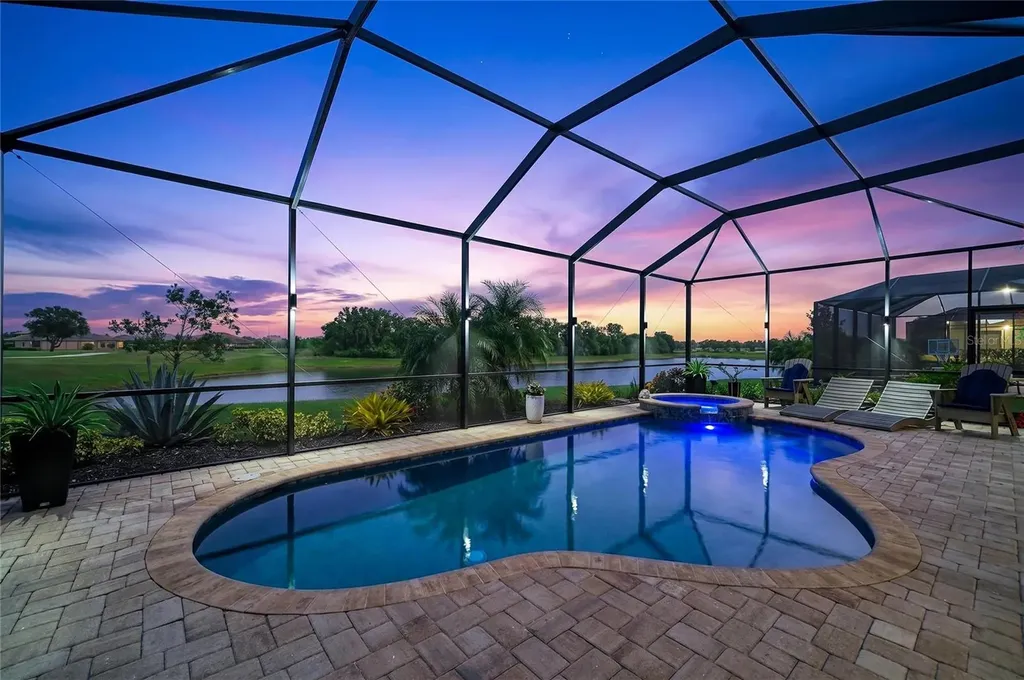 5731 Cheech Glen Bradenton FL 34211