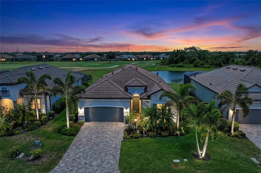 5731 Cheech Glen Bradenton FL 34211