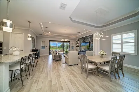 5731 Cheech Glen Bradenton FL 34211