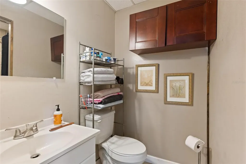5021 W Nassau Street Tampa FL 33607