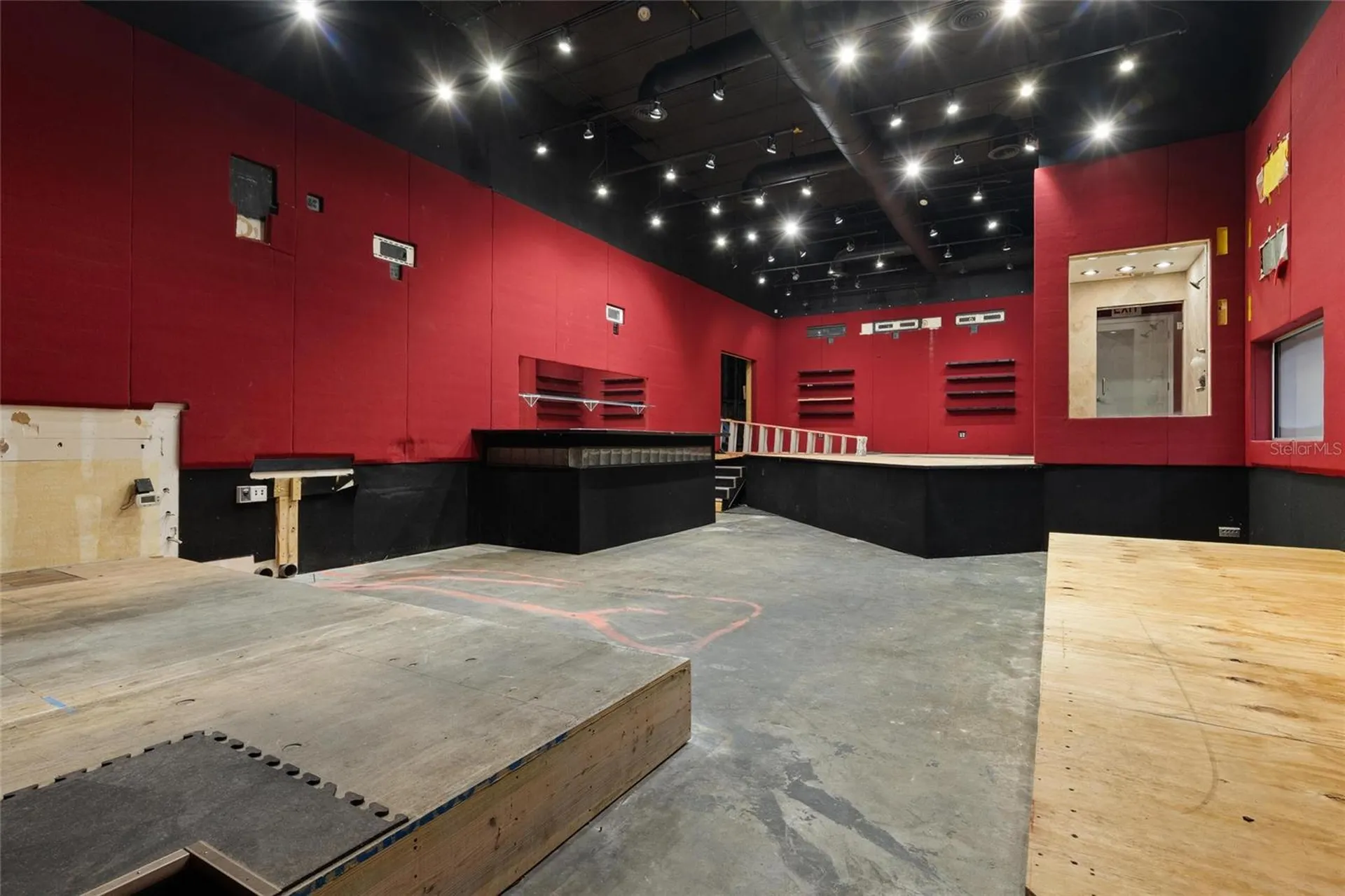 5021 W Nassau Street Tampa FL 33607