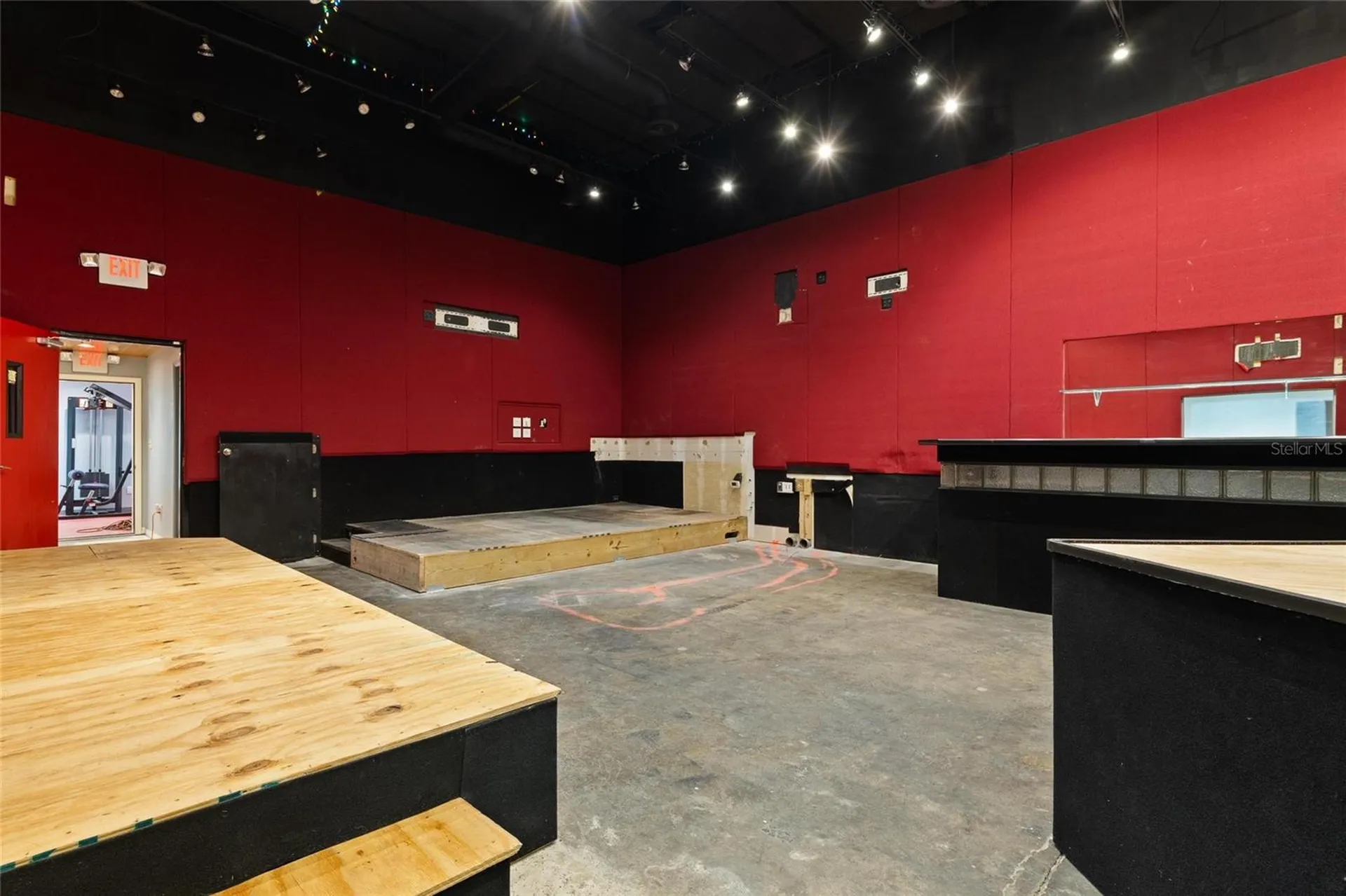 5021 W Nassau Street Tampa FL 33607