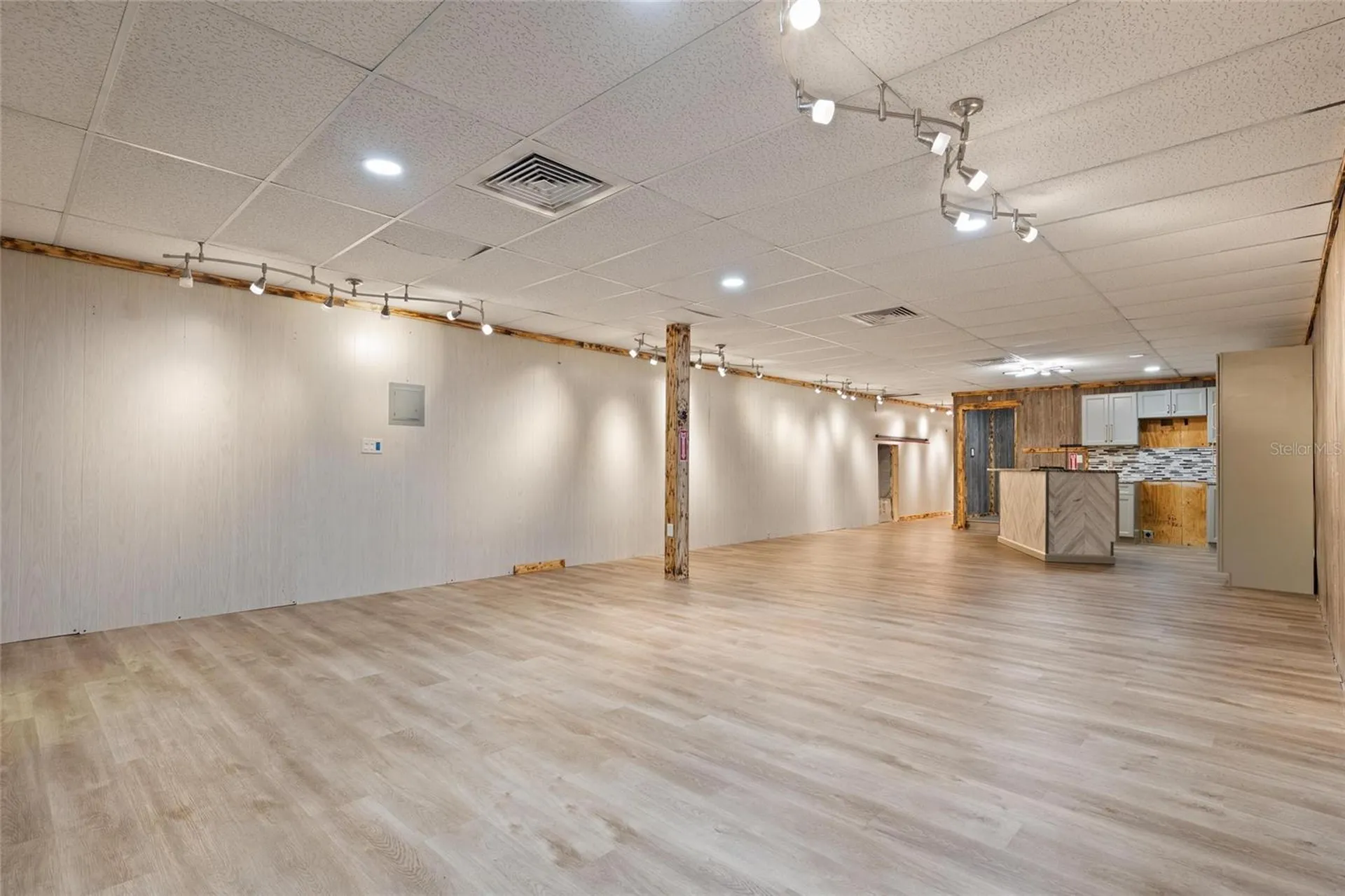 5021 W Nassau Street Tampa FL 33607