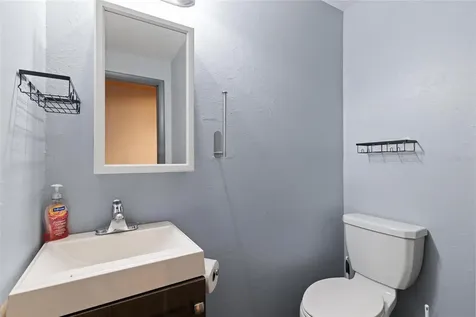 5021 W Nassau Street Tampa FL 33607