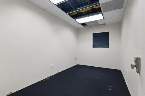 5021 W Nassau Street Tampa FL 33607