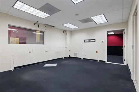 5021 W Nassau Street Tampa FL 33607