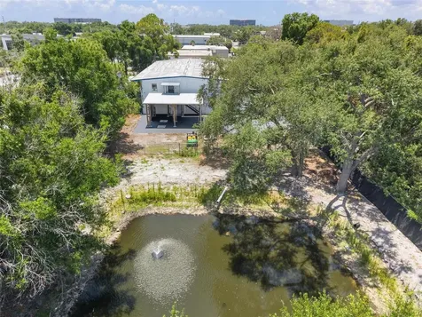 5021 W Nassau Street Tampa FL 33607