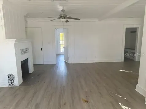 617 Siesta Drive Sarasota FL 34242