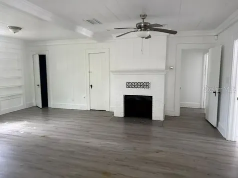 617 Siesta Drive Sarasota FL 34242