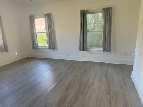 617 Siesta Drive Sarasota FL 34242