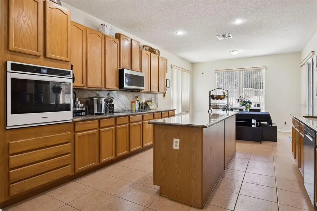 1603 Johns Cove Lane Oakland FL 34787