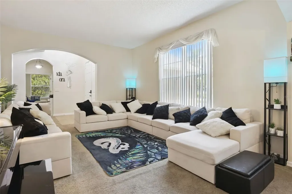 1603 Johns Cove Lane Oakland FL 34787