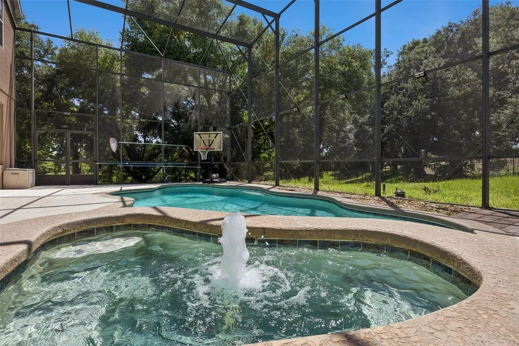 1603 Johns Cove Lane Oakland FL 34787