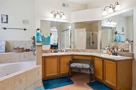 1603 Johns Cove Lane Oakland FL 34787