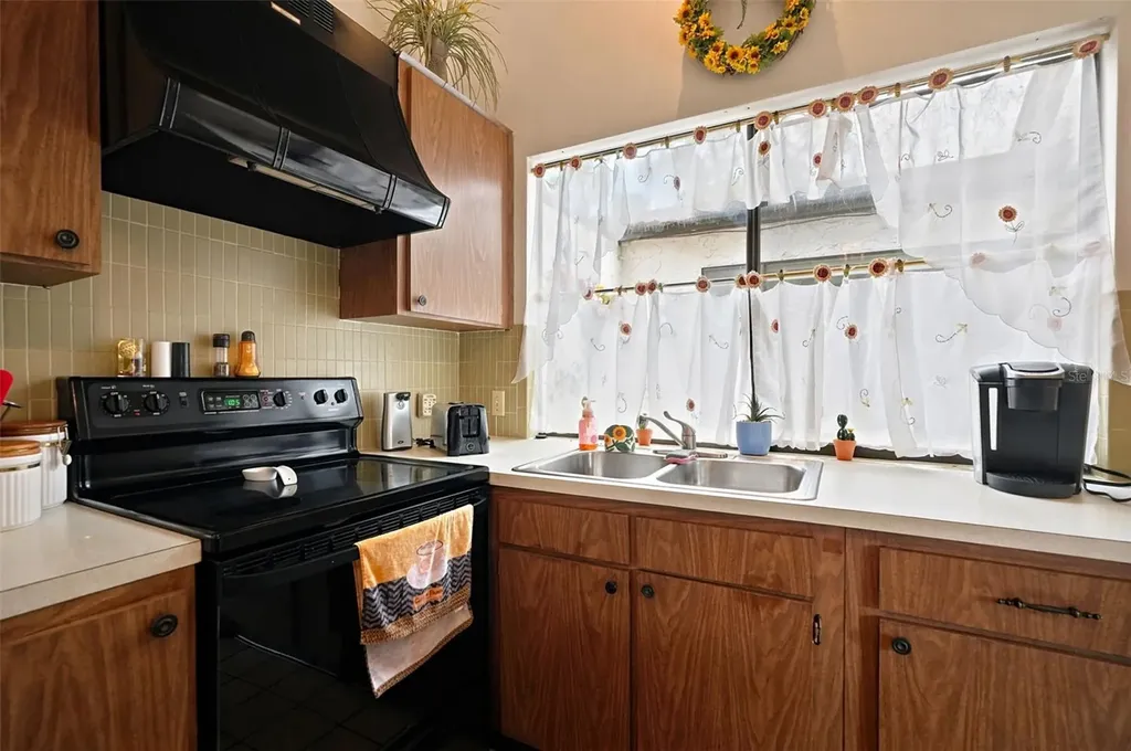 7835 Fox Den Row Hudson FL 34667