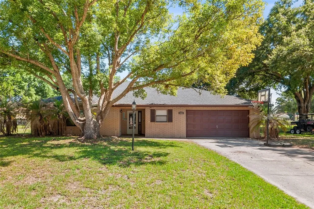 905 Van Drive Auburndale FL 33823
