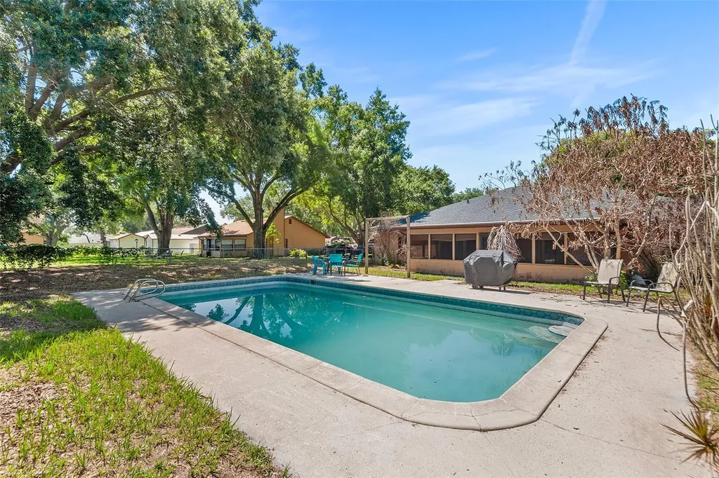 905 Van Drive Auburndale FL 33823