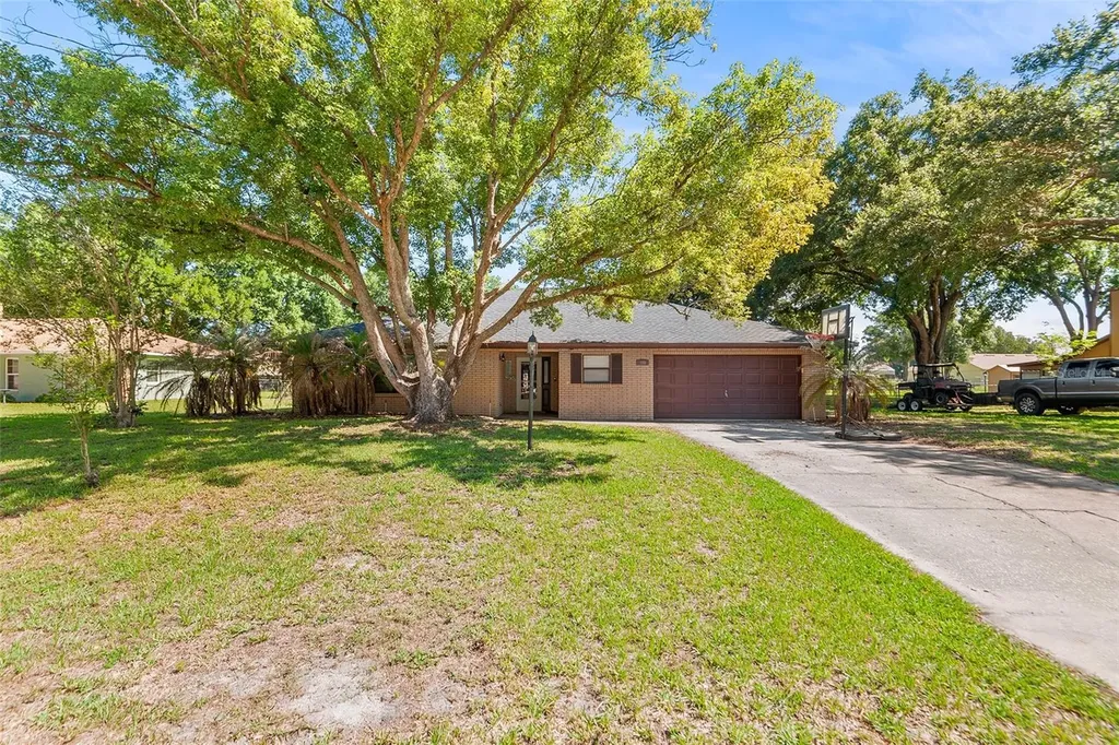 905 Van Drive Auburndale FL 33823
