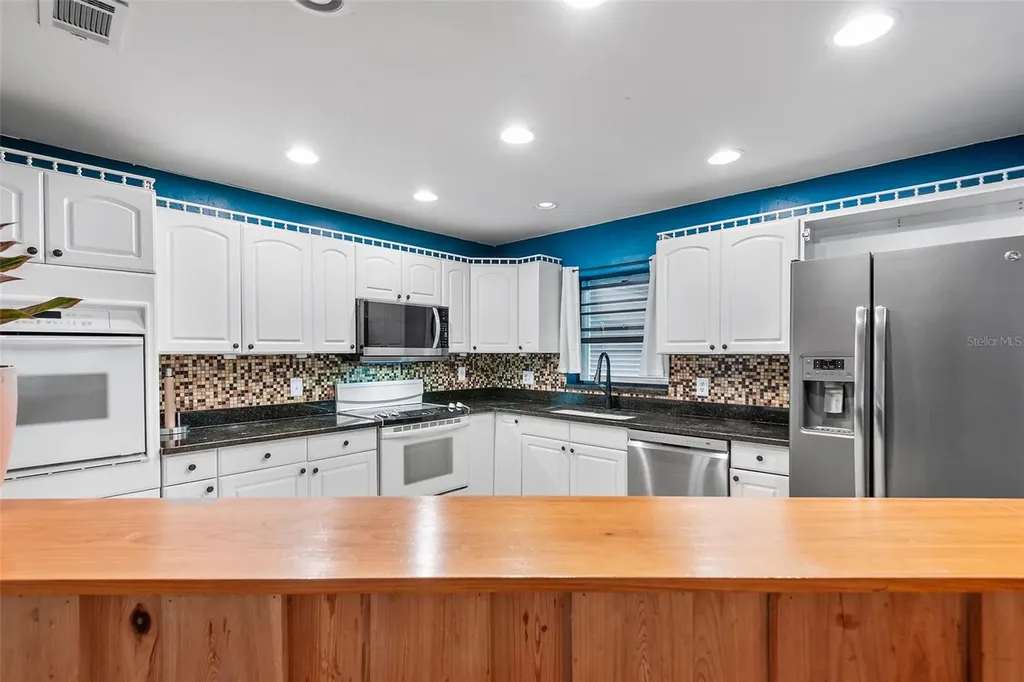 905 Van Drive Auburndale FL 33823