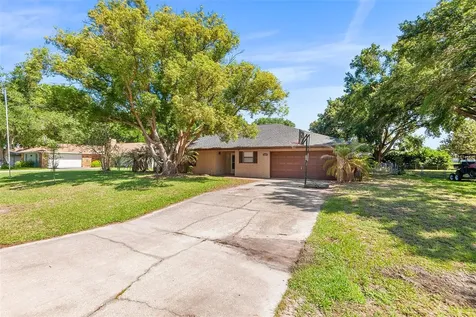 905 Van Drive Auburndale FL 33823