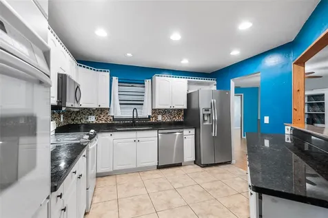 905 Van Drive Auburndale FL 33823