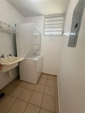1802 Boulevard De La Media Luna Carolina PR 00979