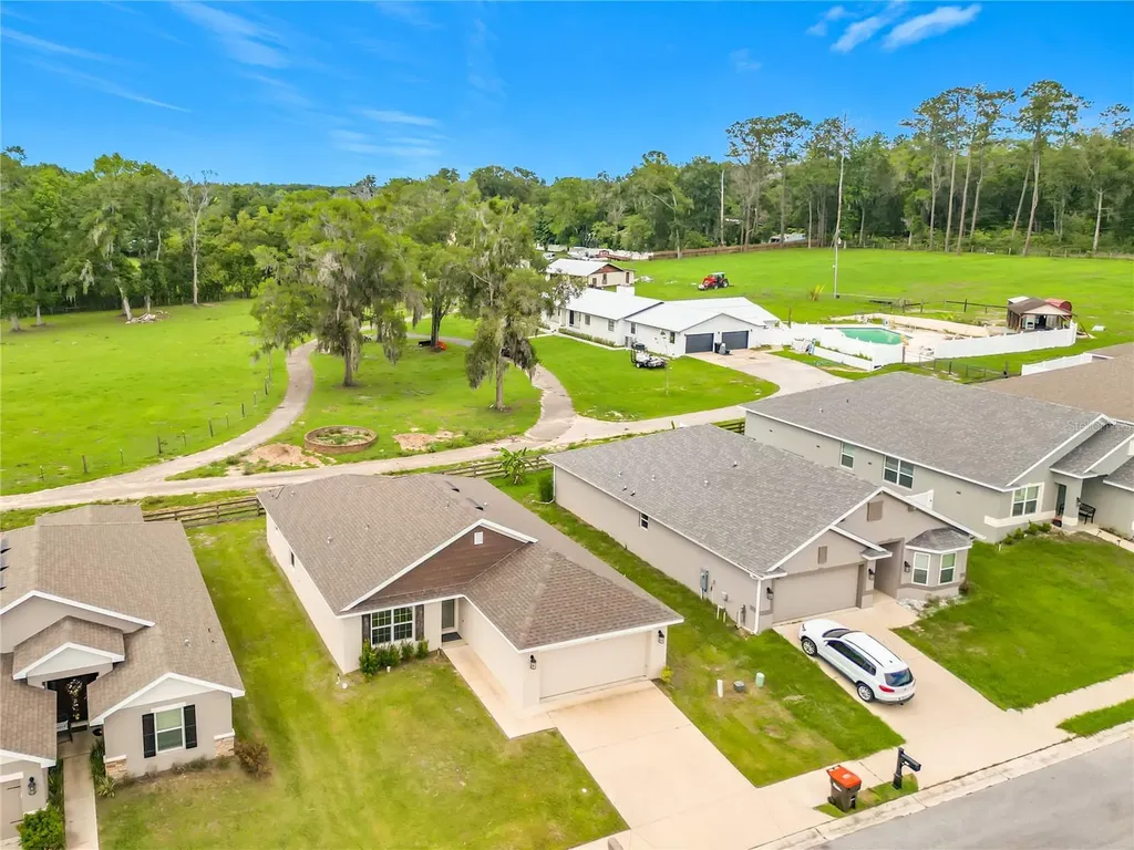 187 NW 45th Loop Ocala FL 34475