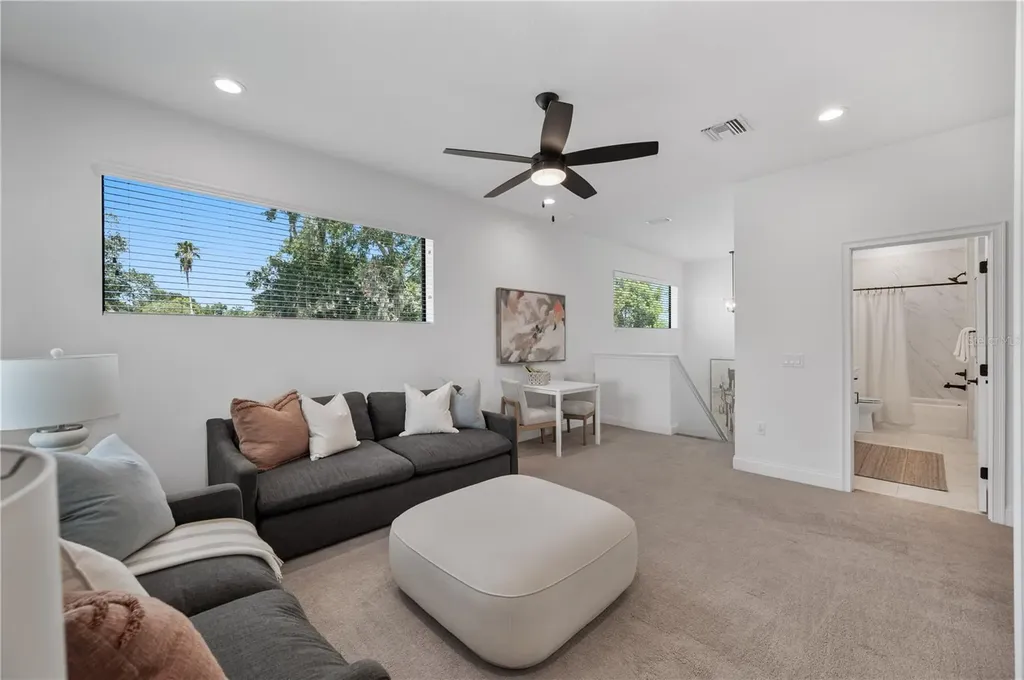 2403 Derbyshire Avenue Lakeland FL 33803