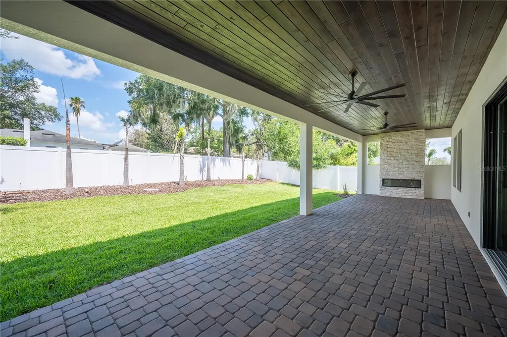 2403 Derbyshire Avenue Lakeland FL 33803