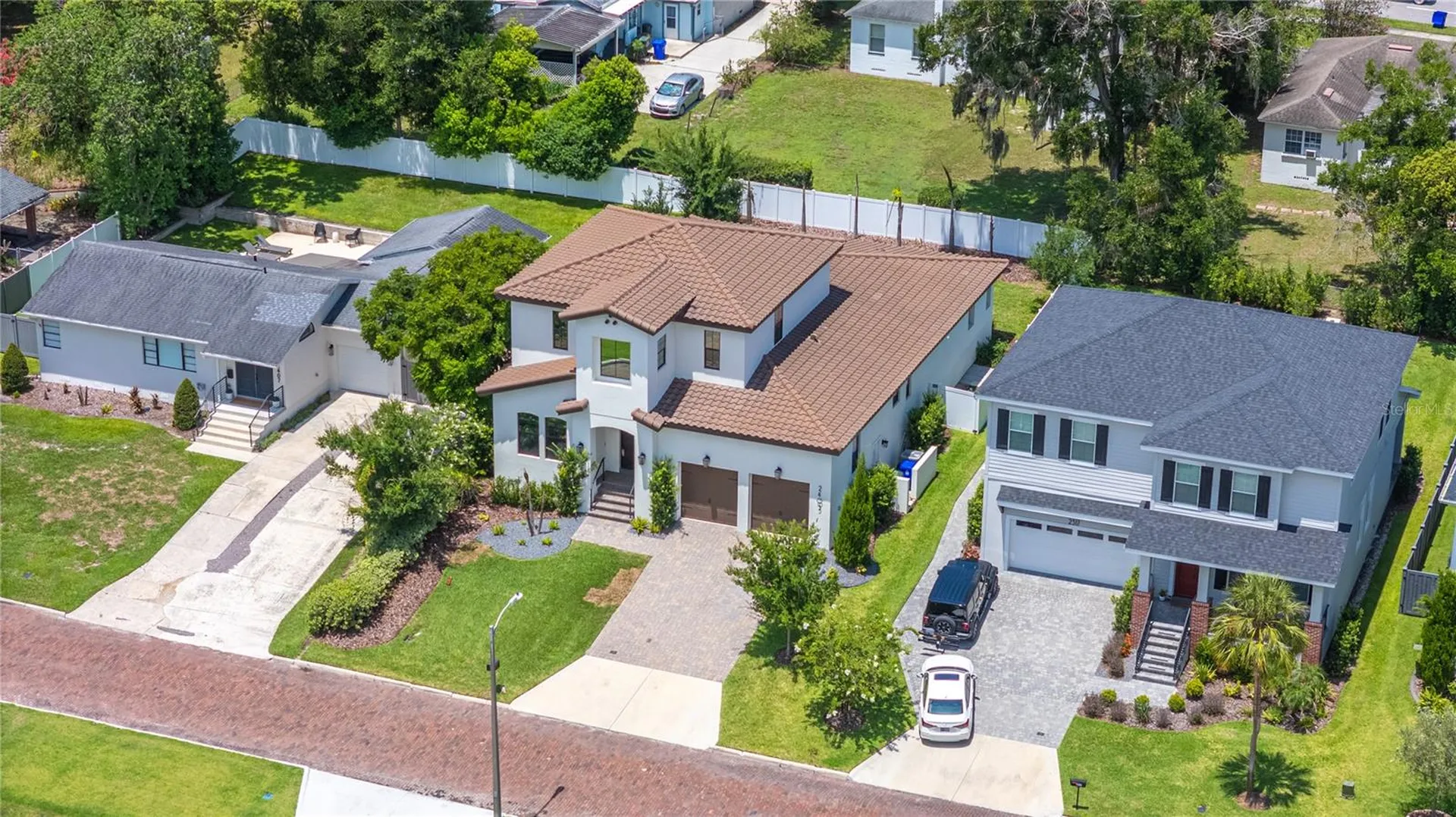 2403 Derbyshire Avenue Lakeland FL 33803