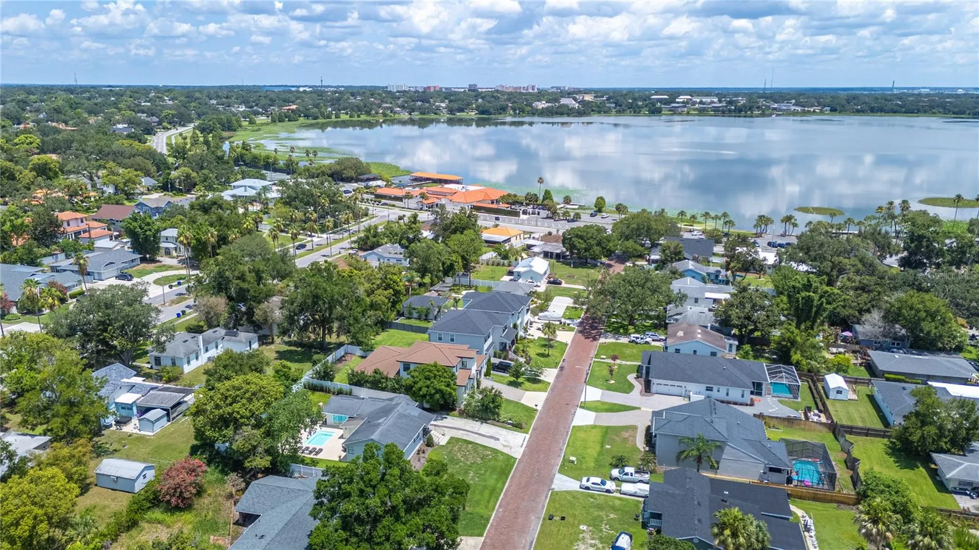 2403 Derbyshire Avenue Lakeland FL 33803