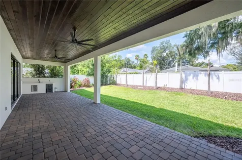 2403 Derbyshire Avenue Lakeland FL 33803