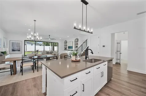2403 Derbyshire Avenue Lakeland FL 33803