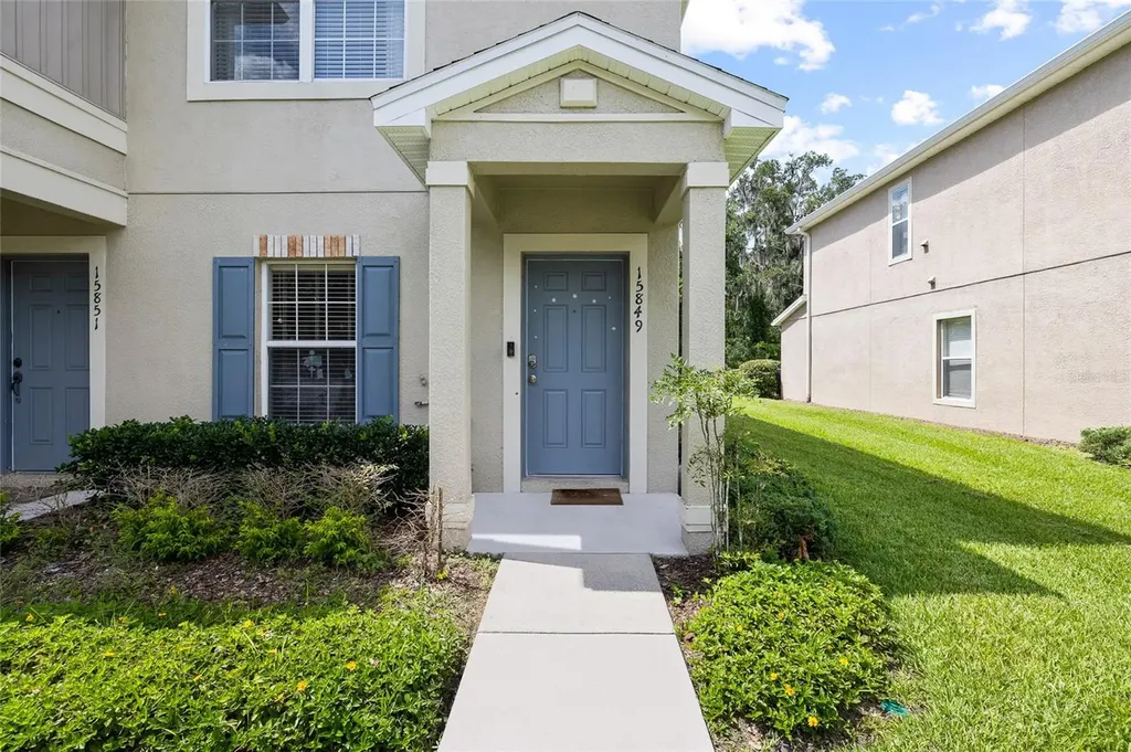15849 Fishhawk View Drive Lithia FL 33547