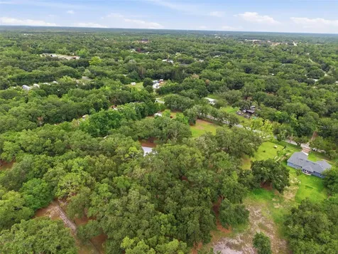 18127 Cedarhurst Road Orlando FL 32820