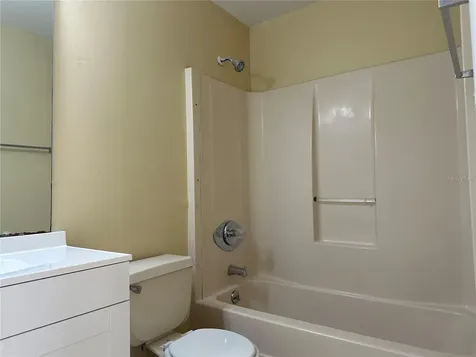 3933 Magnolia Lake Lane Orlando FL 32810