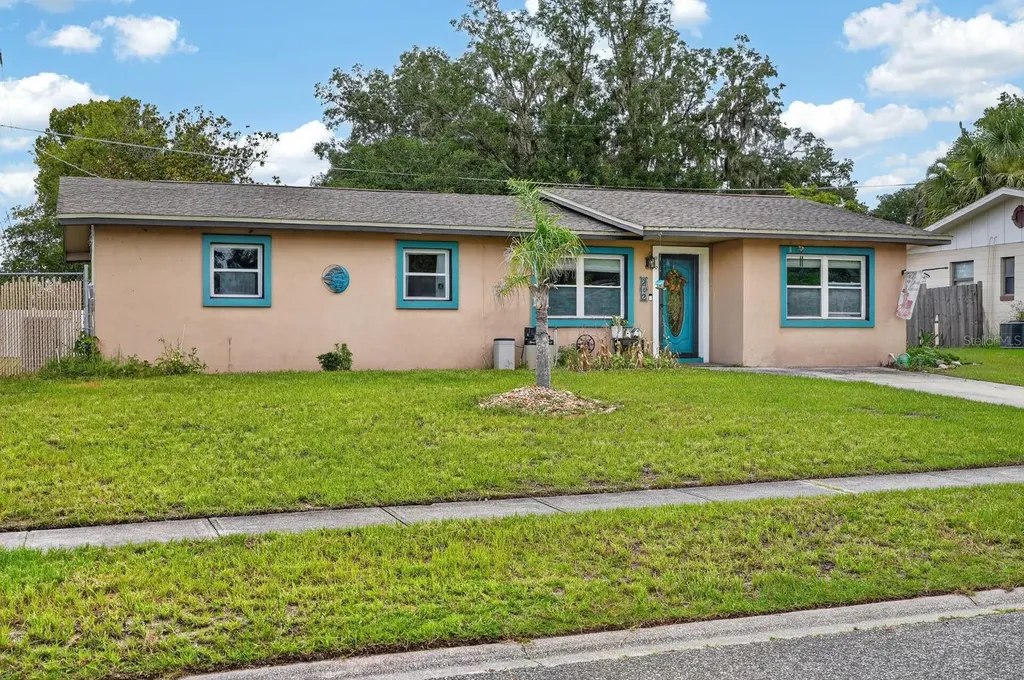 212 Mimosa Drive Palatka FL 32177