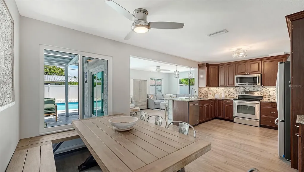 1302 Mango Avenue Venice FL 34285