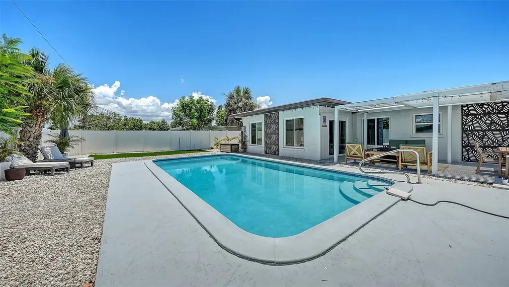 1302 Mango Avenue Venice FL 34285