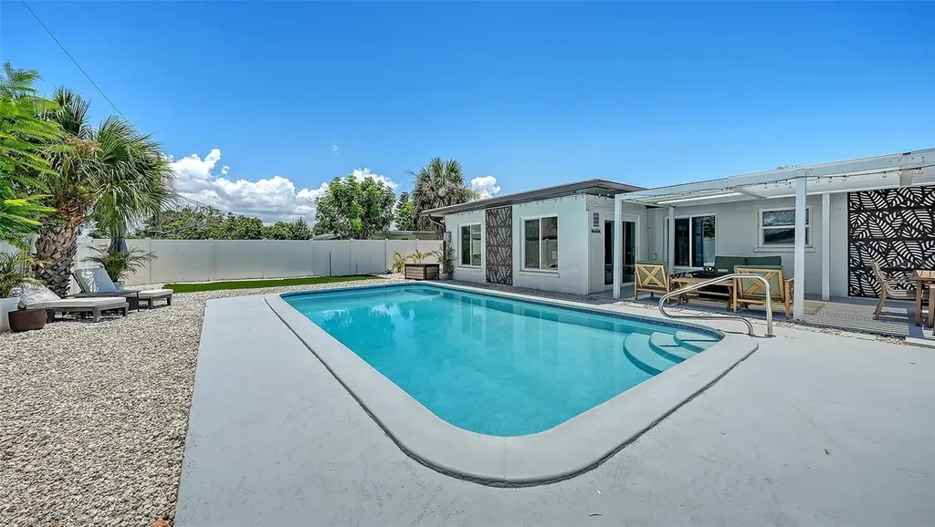 1302 Mango Avenue Venice FL 34285