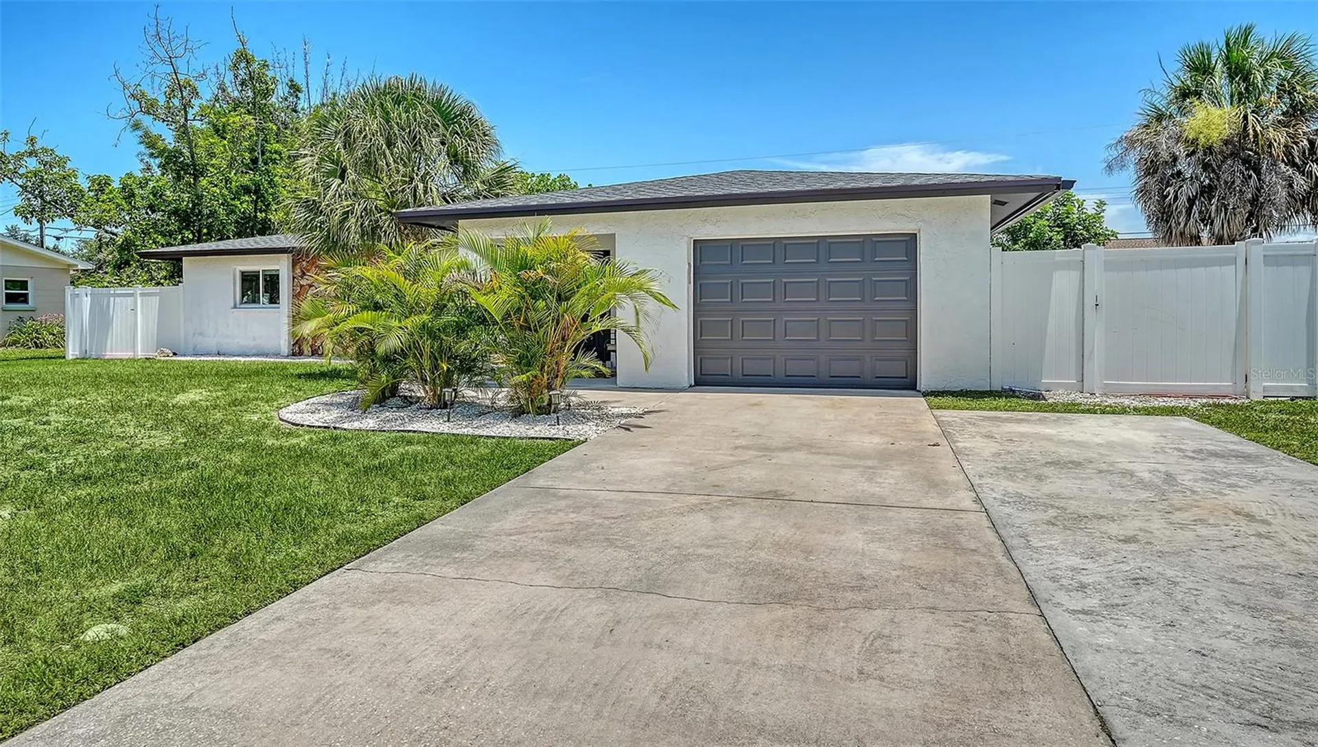 1302 Mango Avenue Venice FL 34285