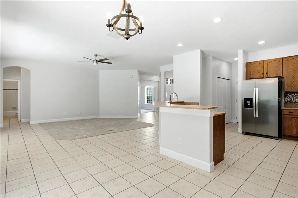 2518 Treymore Drive Orlando FL 32825