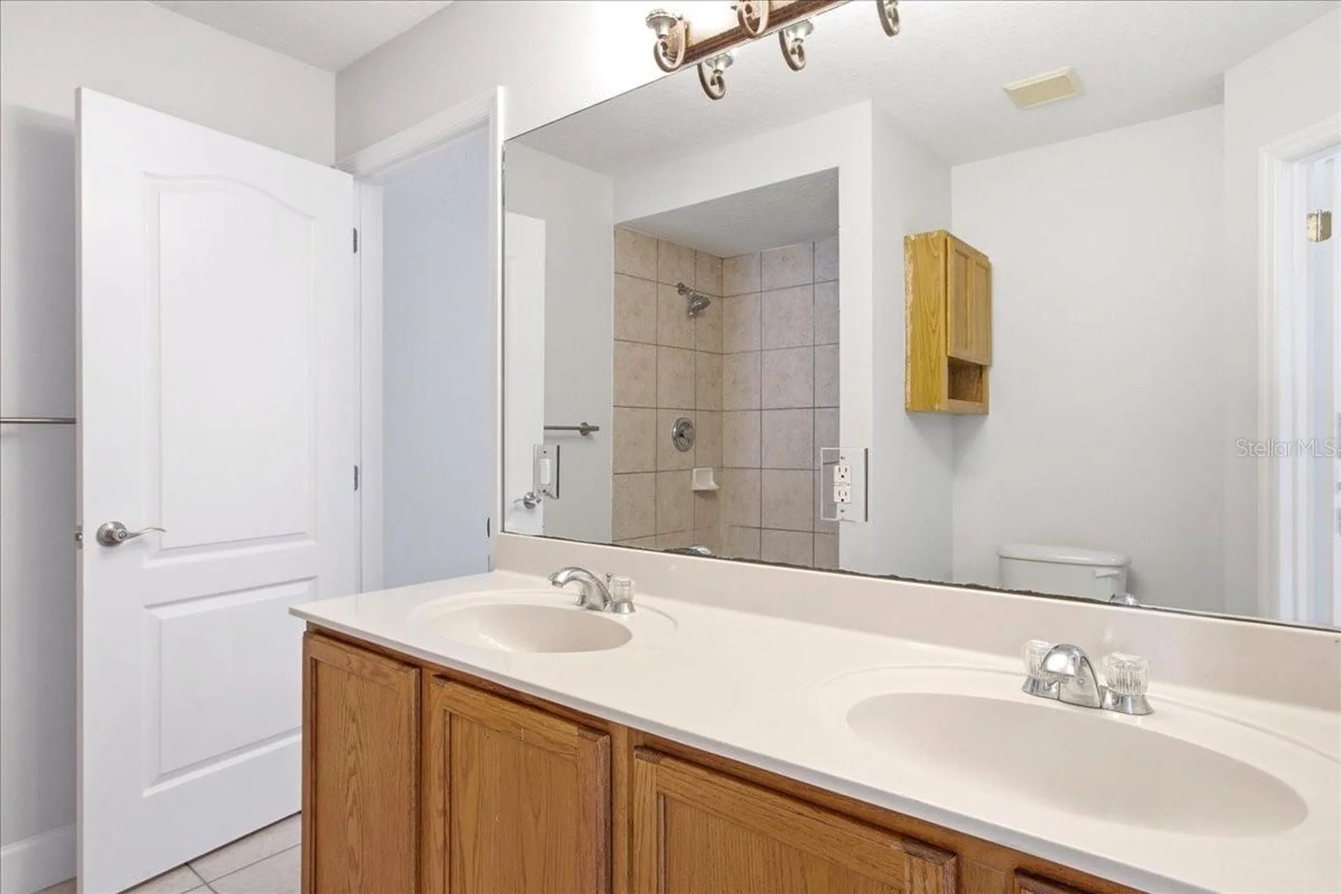 2518 Treymore Drive Orlando FL 32825