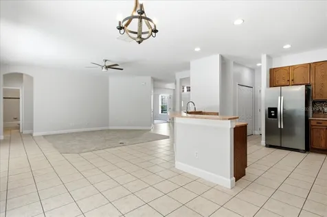 2518 Treymore Drive Orlando FL 32825