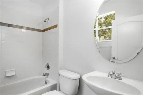 2518 Treymore Drive Orlando FL 32825